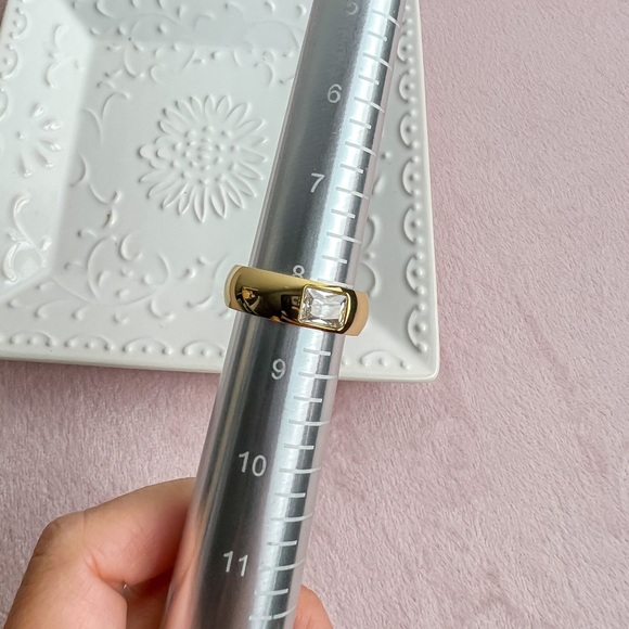 Gold Thick Band Ring With Stone Gold Chunky Ring for Women 18k Gold Plated Ring - Picture 15 of 15